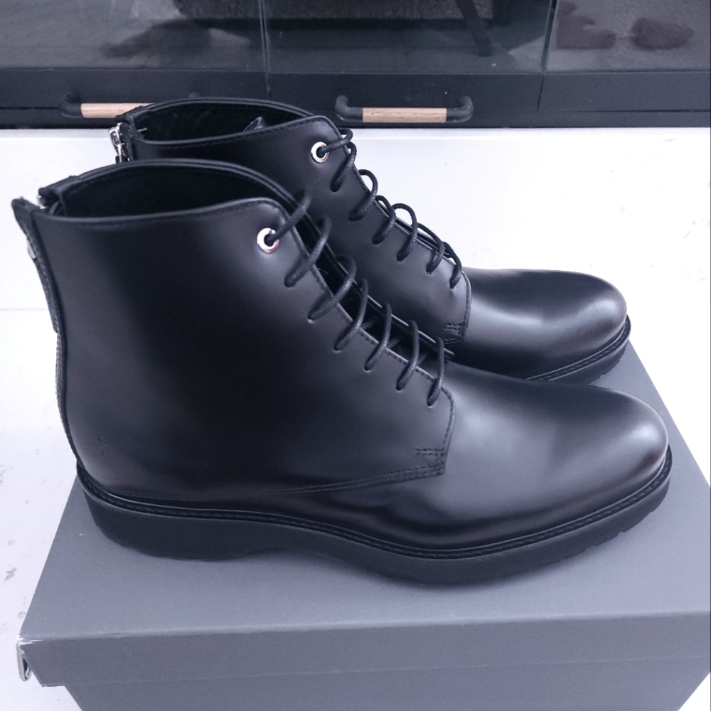 Want Les Essentiels Montoro High Lug-Sole Derby Boots | Size US 8/EU 41